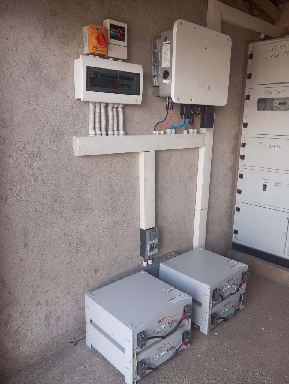 12kW 3PH Residential Solar Hybrid system installation