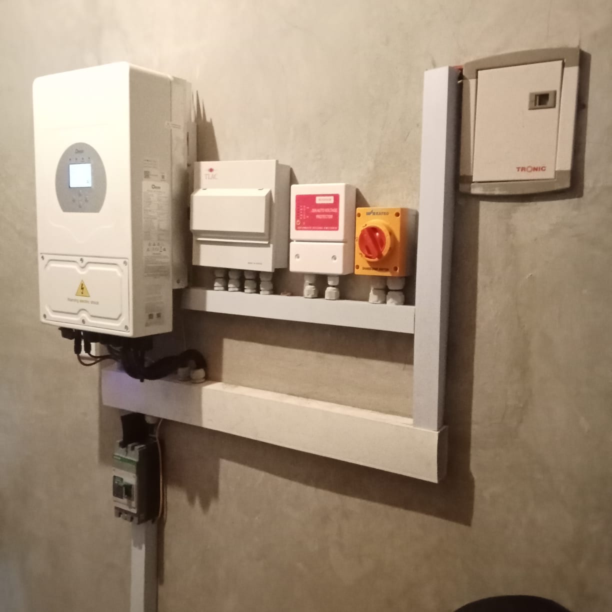 Main image for Residential Solar Energy Upgrade – 5kW/10kWh System in Kamakis